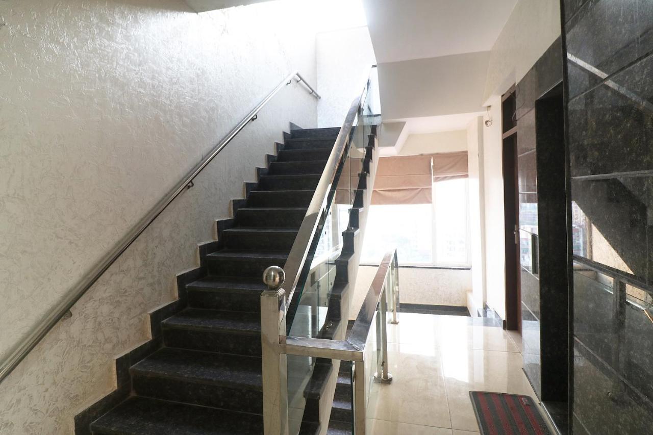 Fabhotel Mid Town Grand بانتشكولا المظهر الخارجي الصورة